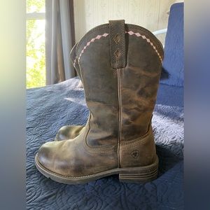 Ariat leather boots, women’s 9